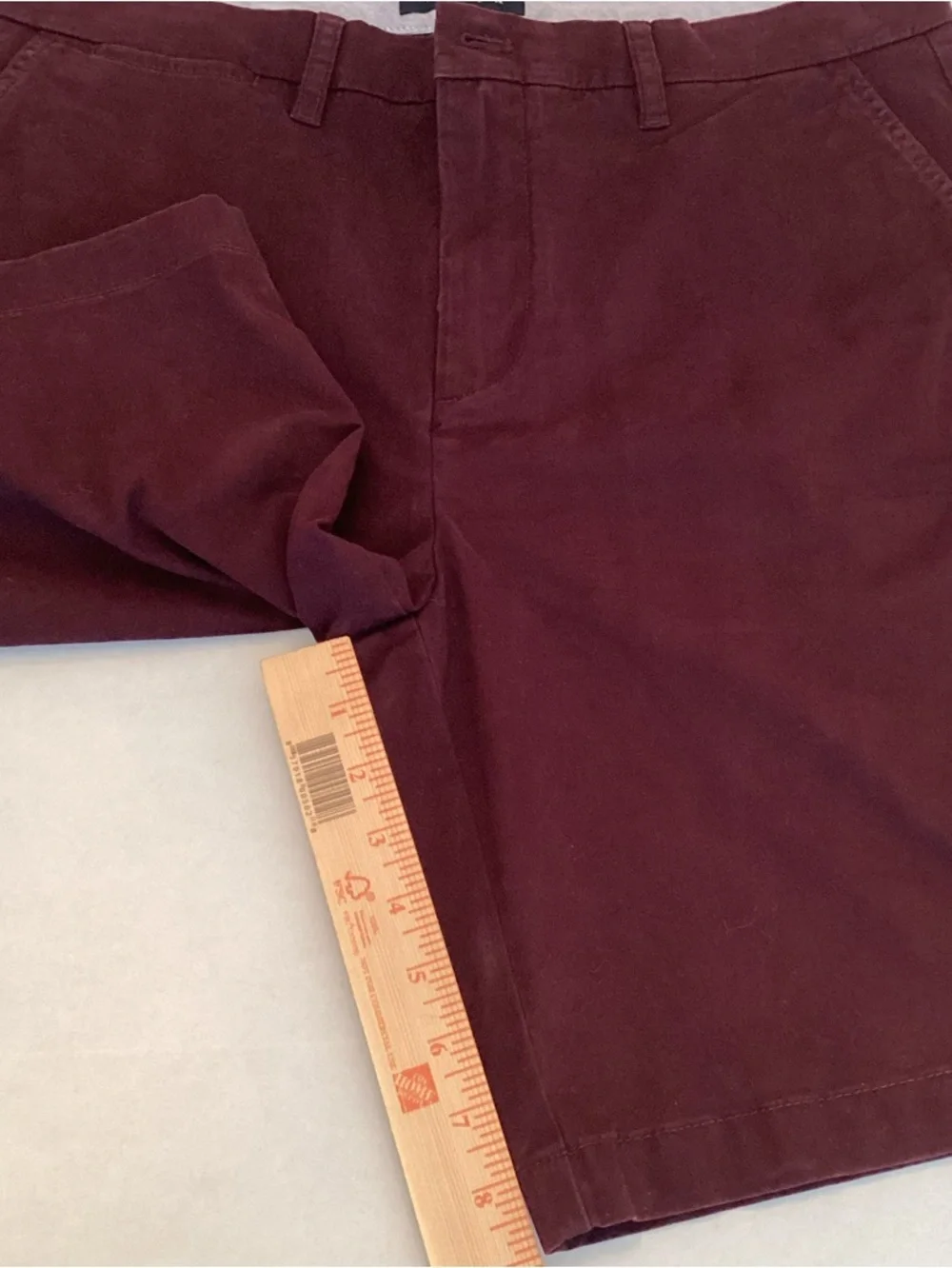 Tommy Hilfiger Chino Shorts Men's 34 Burgundy Maroon Classic Fit Stretch